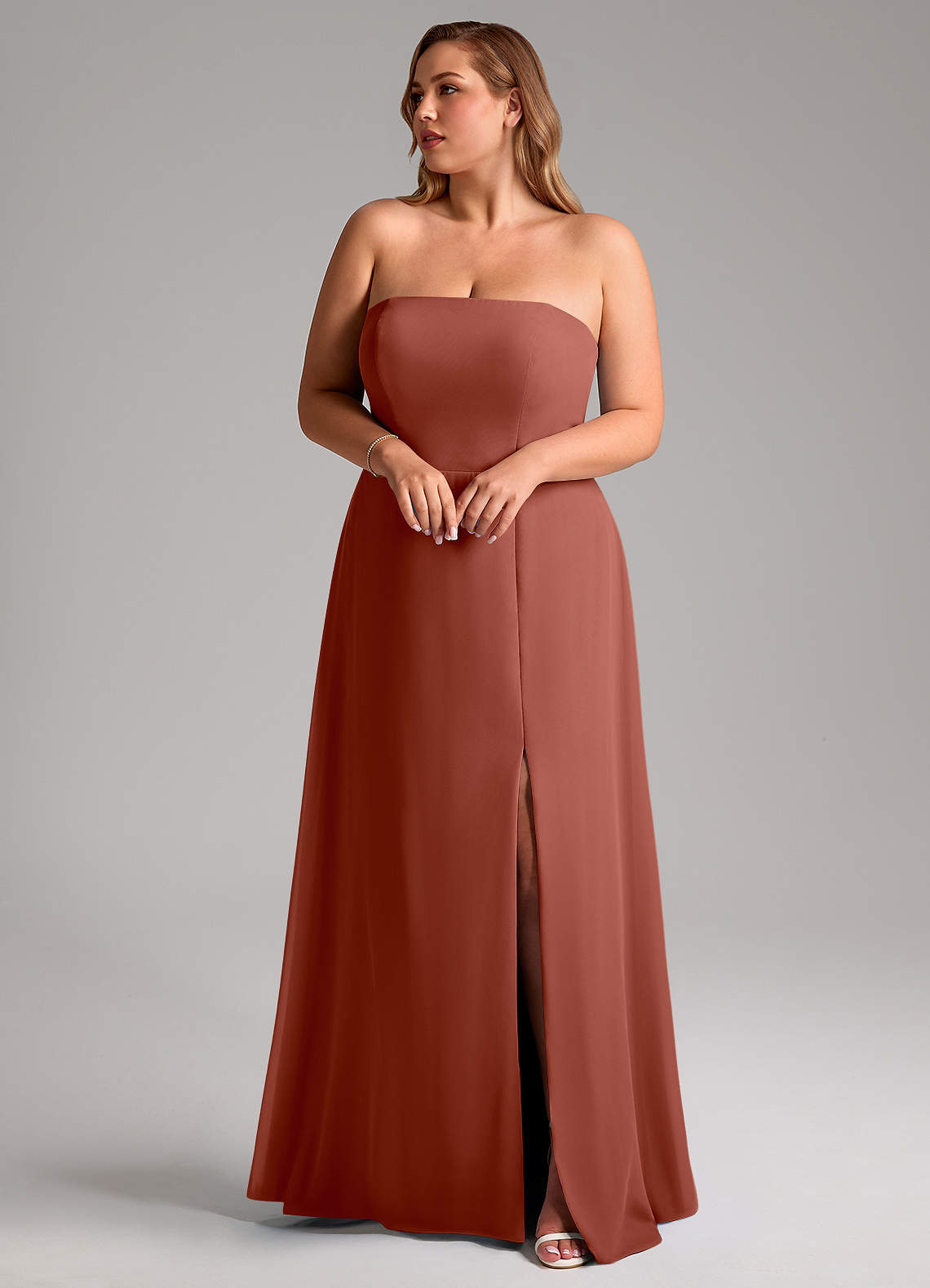 Azazie Wren Abiti da Damigella Abito Convertibile A-Line in Chiffon Spacco Laterale Auburn image9