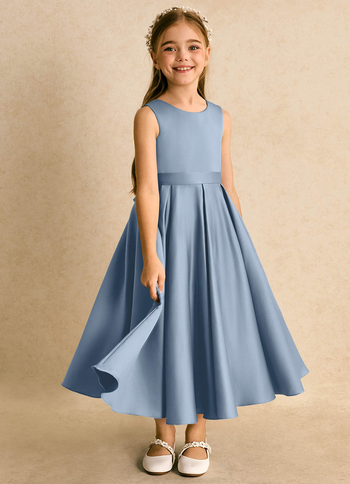 Azazie Junebuj vestidos de niña de las flores Vestido de Azul Polvoriento de Satin Mate de Princesa con Plisado image1
