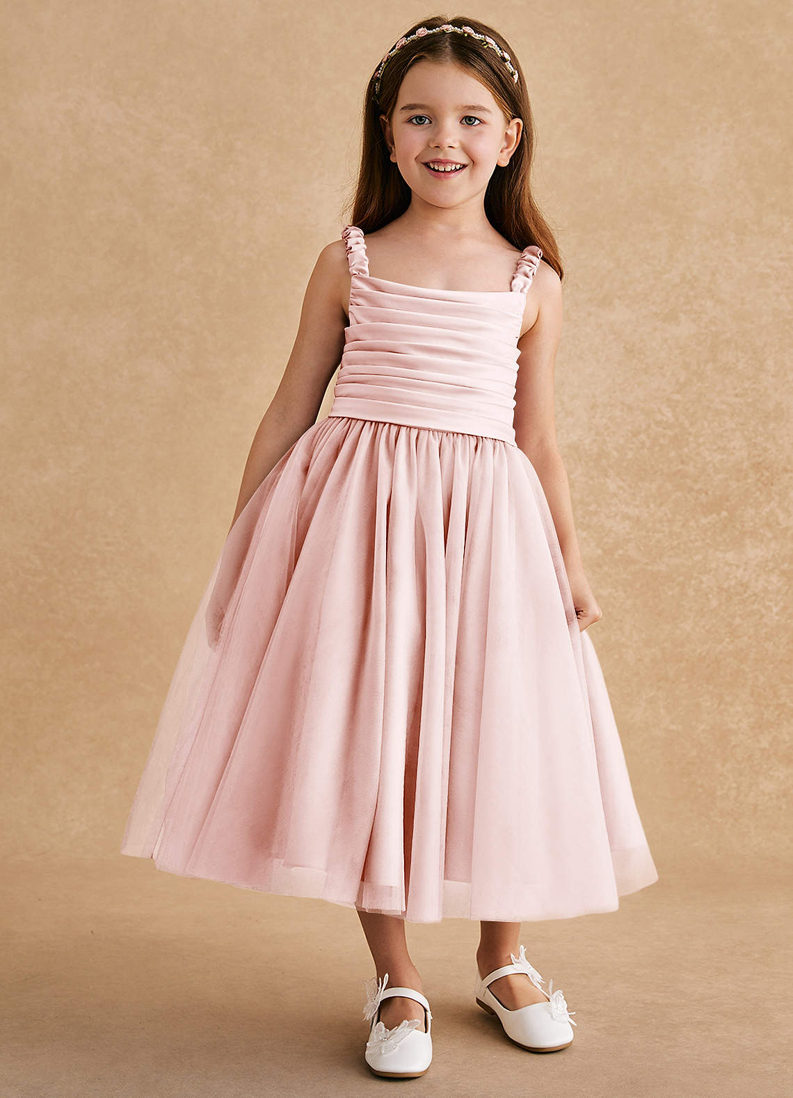 Azazie Gabbie Blumenmädchenkleider A-Linie Plissee Matte Satin Kleid Zartrosa image1