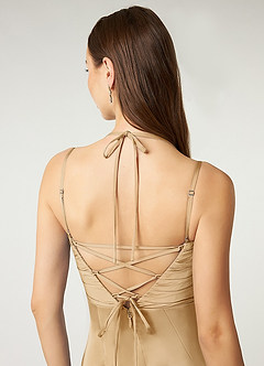 Azazie Desi Robes de demoiselle d'honneur Robe Fourreau en Satin extensible Corset dos nu Or image3