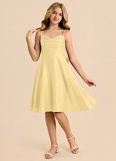 Azazie Bear Junior Robe Trapèze en Satin extensible Encolure en Forme de Cœur Beurre image1