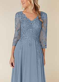 Azazie Noella Mère de la mariée Robes Robe Trapèze en Mousseline de soie Col V Dentelle Bleu Poussiéreux image6