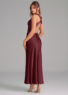 Azazie Evadne Vestidos de damas de honor Vestido de Cabernet de Satén Elástico de Corte Recto con Plisado image2