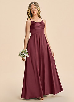 Azazie Gia Junior Robe Trapèze en Satin extensible Plissé Merlot image1