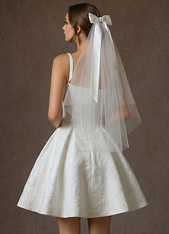 front The Satin Bow Shoulder Veil