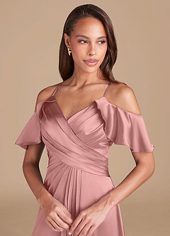 Azazie Dakota Slutförsäljning Klänning av A-Line i Metallisk satin Av axeln Auburn image4