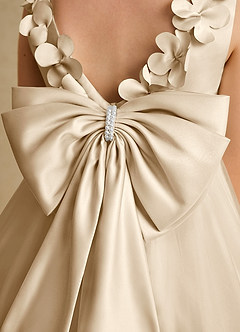 Azazie Lilli Robe Demoiselle D'honneur Fillette Robe Trapèze en Tulle Arc Champagne Champagne image6