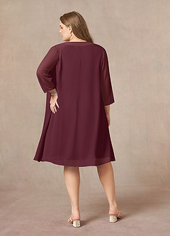 Azazie Shirley Mère de la mariée Robes Robe Trapèze en Mousseline de soie Plissé Scoop Cabernet image9