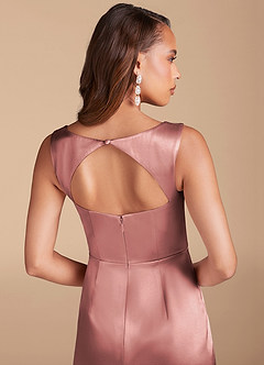 Azazie Flori Robes de demoiselle d'honneur Robe Fourreau en Satiné métallisé Fente Latérale Rose Poussiéreuse image6