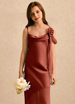 Azazie Kai Girls Formal Robe Demoiselle D'honneur Fillette Robe Fourreau en Satin extensible Plissée Terracotta image5