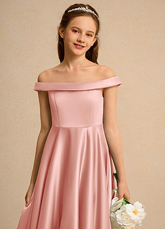 Azazie Teeny Junior Formal vestidos de niña de las flores Vestido de Rosetón de Satin Mate de Corte En A con Plisado image7