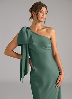 Azazie Capri Vestidos de damas de honor Vestido de Eucalipto de Satén Elástico de Corte Sirena con Hombro unilateral image5