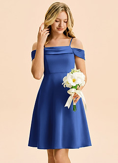 Azazie Anselie Junior Vestido Azul Real de Satén Elástico de Corte en A con Hombros descubiertos image4