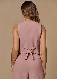 front Rowan Rosa Polvorienta Chaleco de rendimiento de tejido refinado