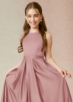 Azazie Arianthe Junior Vestido de Rosa Polvorienta de Satén Elástico de Corte En A con Con bolsillos image5