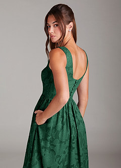 Azazie Alissa Robes de demoiselle d'honneur Robe Trapèze en Blumen-Burnout avec poches Vert Foncé image2