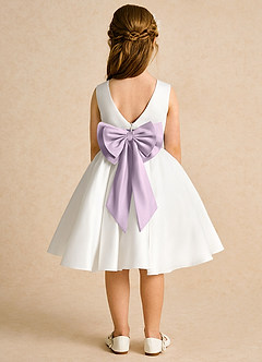 Azazie Sosie Blumenmädchenkleider A-Linie Plissee Matte Satin Kleid Elfenbein Frostiges Flieder image1