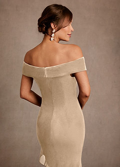 Azazie Billings Moeder van de bruid jurken Zeemeermin Jurk van flueel Off the Shoulder Champagne image6