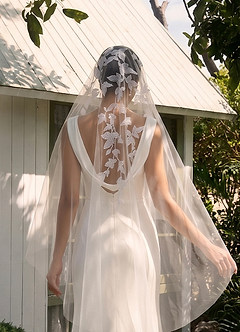 front Floral Embroidered Fingertip Veil
