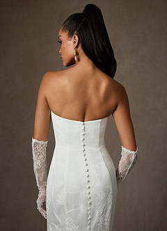 Azazie Shivon Robes de mariée Robe Fourreau en Jacquard Floral Sans bretelles Blanc De Diamant image4