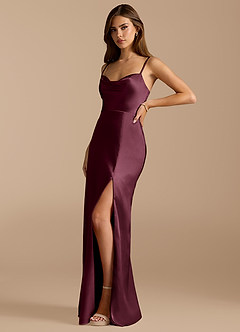 Azazie Erma Brautjungfernkleider A-Linie Seitliche Cut-Outs Metallischer Satin Kleid Cabernetrot image4
