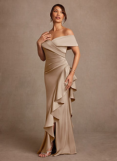 Azazie Kirsty Mère de la mariée Robes Robe Fourreau en Satin extensible Épaule décolletée Taupe image3