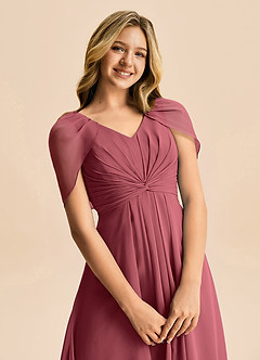 Azazie Emma Junior Robe Trapèze en Mousseline de soie Plissée Merlot image7