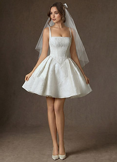 front The Satin Bow Shoulder Veil