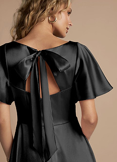 Azazie Kimber Brudtärnklänningar Klänning av A-Line i Metallisk satin Ruched Svart image2