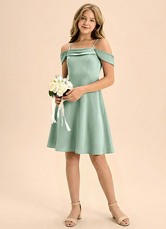 Azazie Anselie Junior Jurk van Stretch Satijn met A-Lijn Geplooid Agave image1