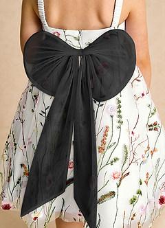 Azazie Peppa Robe Demoiselle D'honneur Fillette Robe Trapèze en Tulle Encolure en Forme de Cœur Ivoire Noir image6