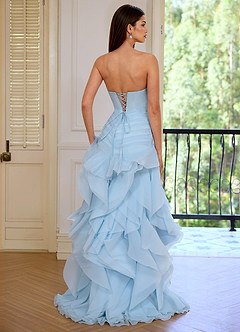 Aurelia Bleu Timide Robe de bal asymétrique à volants, décolleté en cœur et coupe trapèze, ornée de fleurs image2