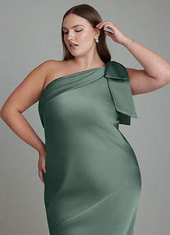 Azazie Yuanna Robes de demoiselle d'honneur Robe Sirène en Satin extensible Asymétrique Mousse De Mer image10