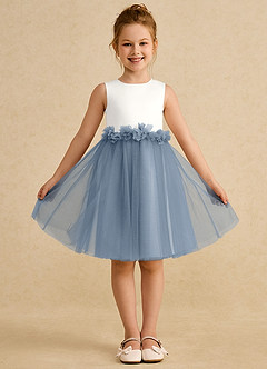 Azazie Louisa Abiti da Ragazza di Fiori Abito A-Line in Tulle Senza Maniche Avorio Blu Polvere image1