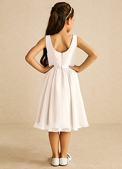 Azazie Ari Blumenmädchenkleider A-Linie ärmellos Chiffon Kleid Alabaster Weiß image6