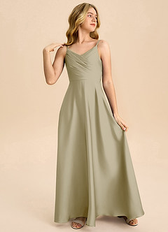 Azazie Bug Junior Vestido de Musgo Verde de Satén Elástico de Corte en A con Plisado image4