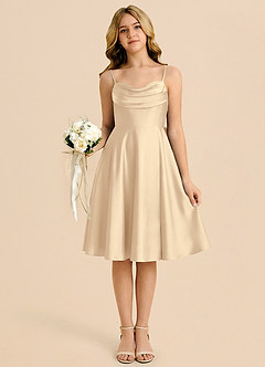 Azazie Bear Junior Robe Trapèze en Satin extensible Encolure en Forme de Cœur Champagne image6