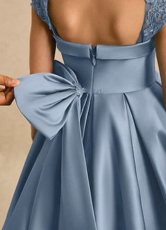 Azazie Genie Robe Demoiselle D'honneur Fillette Robe Princesse en Mat Satiné Épaule décolletée Bleu Poussiéreux image5