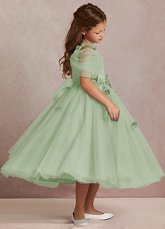 Azazie Shaylee Jurken voor bloemenmeisjes A-Lijn Jurk van Tule Off the Shoulder Stoffige Salie image4