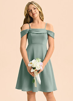 Azazie Anselie Junior Robe Trapèze en Satin extensible Épaules dénudées Sauge D'argent image3