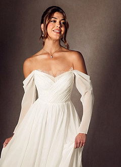 Azazie Lilith Vestidos de novia Vestido de Crema de Gasa de Corte en A con Corazón de encaje image9