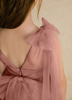 Azazie Dori Robe Demoiselle D'honneur Fillette Robe Trapèze en Tulle Rayé Rose De Cèdre image8