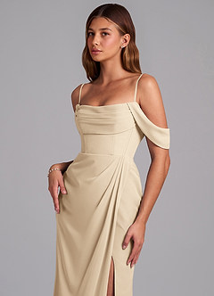 Azazie Johana Robes de demoiselle d'honneur Robe Sirène Convertible en Mousseline de soie Épaule décolletée Champagne image5