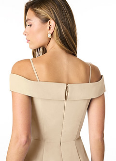 Azazie Lecia Brautjungfernkleider Wandelbar Empire Schulterfrei, plissiert Chiffon Kleid Champagner image5