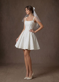 front The Satin Bow Shoulder Veil
