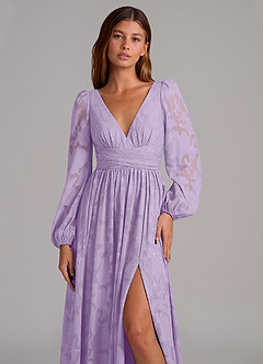 Azazie Norah Vestidos de damas de honor Vestido de Lila de Devorado Floral de Corte en A con Manga larga image7