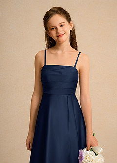 Azazie Pebbles Junior Formal vestidos de niña de las flores Vestido de Azul Marino Oscuro de Satin Mate de Corte En A con Plisado image4