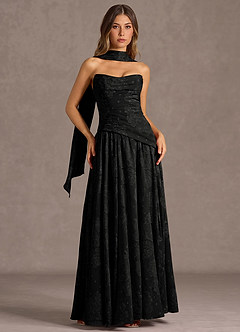 Gabriela Black Maxi Dress image3