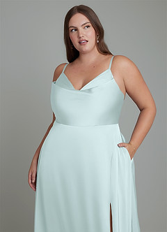 Azazie Sarella Robes de demoiselle d'honneur Robe Trapèze en Satin extensible Plissé Verre De Mer image8