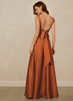 Christian Siriano Bridal for Azazie 1001 Robes de demoiselle d'honneur Robe Trapèze en Satin extensible Encolure en Forme de Cœur Cannelle image5